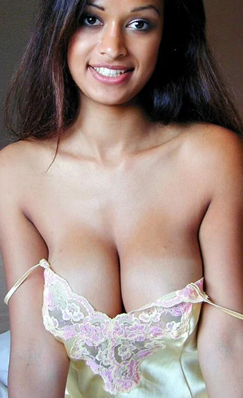 Busty Girl Delhi